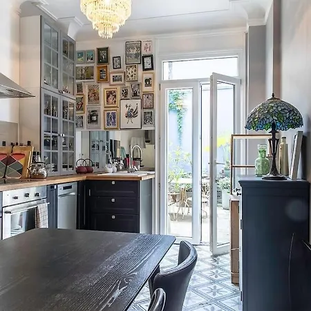 Montmartre With Private Courtyard Appartamento