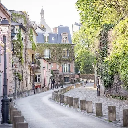 Montmartre With Private Courtyard Appartement Paris